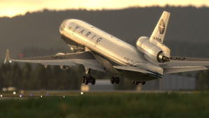 TFDI MD-11 VARIG PP-VOQ w/Cabin thumbnail 2
