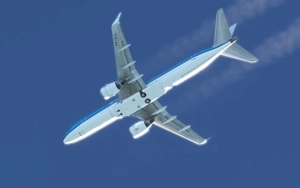 VirtualCol E190 KLM Cityhopper PH-EZL thumbnail 8