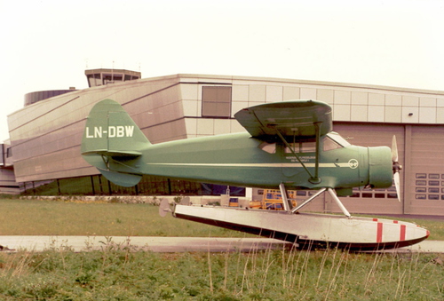Widerøe  and Polar  custom DHC-2 Beaver Milviz & BlackbirdSims for original airplane (C-5 Polar)