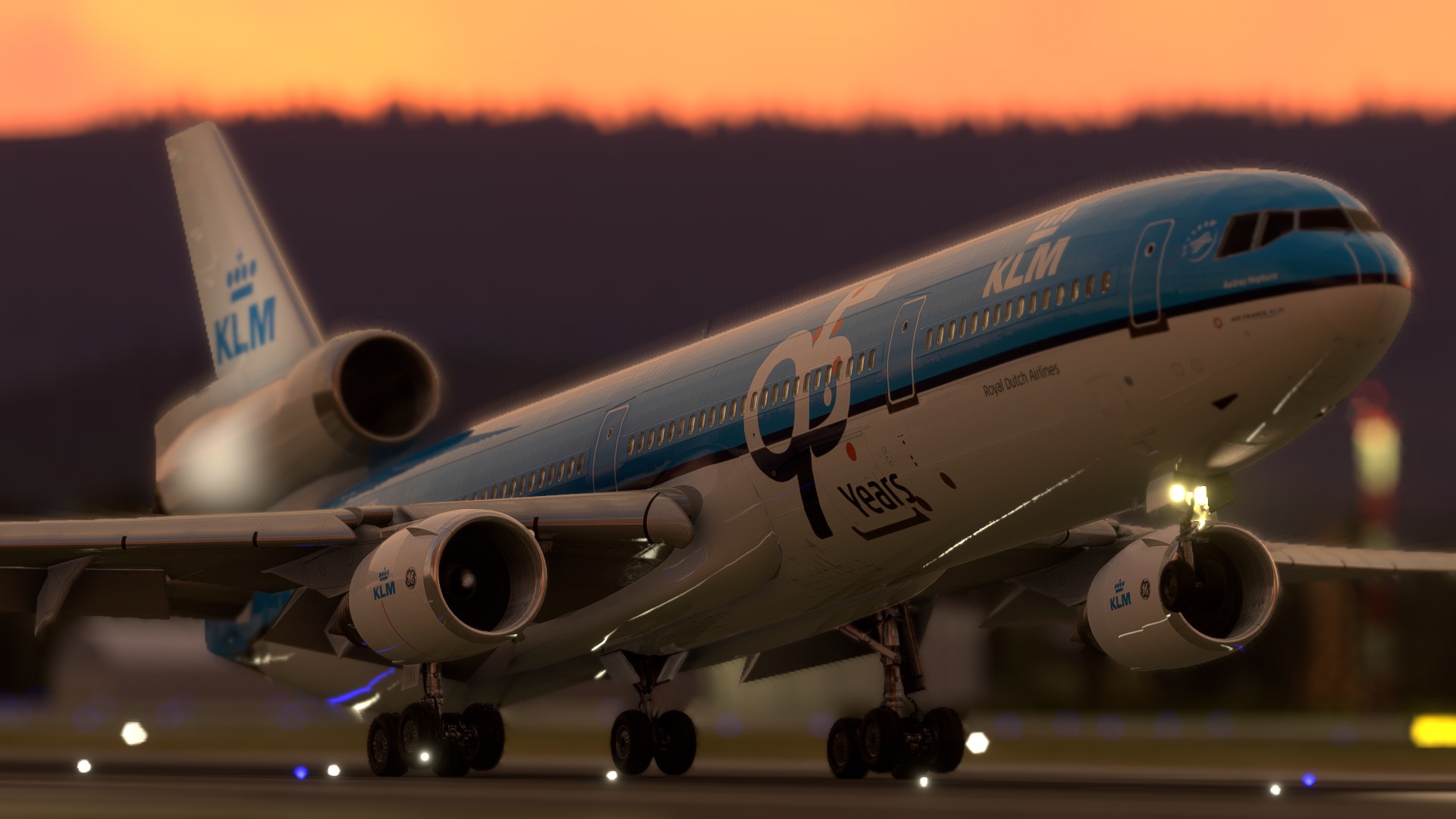 TFDI MD-11 KLM PH-KCE 95 Years w/Cabin - Aircraft Liveries for