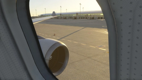 iniBuilds Airbus A330-300 GE/RR - PAX/Window Views