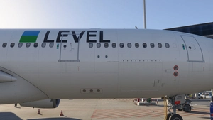 Airbus A330-200 LEVEL (EC-NNH) thumbnail 9
