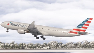 American Airlines N270AY | iniBuilds A330-300 | 8K w/Cabin thumbnail 5