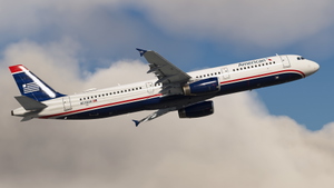 American Airlines 'US Airways Heritage' | N578UW | w/Cabin | Fenix A321 thumbnail 6