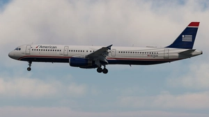 American Airlines 'US Airways Heritage' | N578UW | w/Cabin | Fenix A321 thumbnail 8