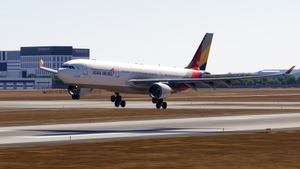 Asiana Airlines A330-300 HL7792 [w/Cabin] thumbnail 4