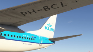 Boeing 737-800 KLM (PH-BCL) thumbnail 7