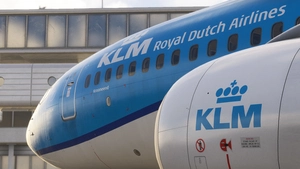 Boeing 737-800 KLM (PH-BCL) thumbnail 14
