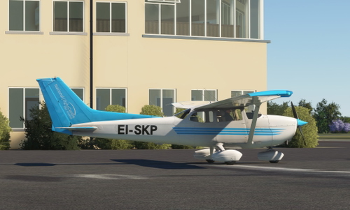 C172 Classic   EI-SKP (National Flight Centre)  livery & EI-BCK  EI-FBC EI-GUI