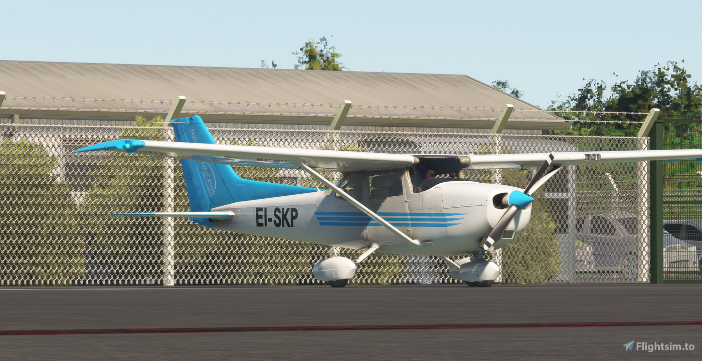 C172 Classic EI-SKP (National Flight Centre) livery & EI-BCK EI-FBC EI ...