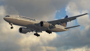 Continental Airlines [Pack] w/Cabin | PMDG B777-224ER thumbnail 7