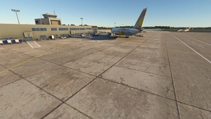 CYFC Fredericton airport thumbnail 3