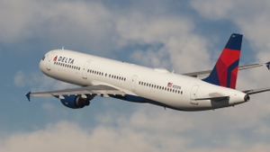 Delta (N331DN - "Fictional") - Fenix A321 thumbnail 4