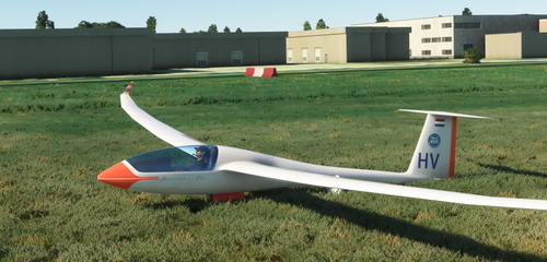 Discus 2c Hoogeveen livery