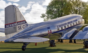 Douglas DC-3 - SAS Scandinavian Airlines System thumbnail 2