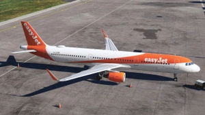 EasyJet A321  |  W/Full Cabin Details  |  G-UZMF thumbnail 9