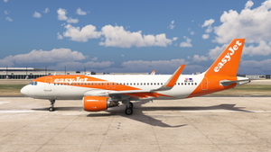 easyJet Europe Sharklets [Package 11] w/Cabin Fenix sim A320 [Y186] V2 thumbnail 4