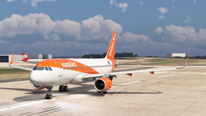 easyJet Europe Sharklets [Package 11] w/Cabin Fenix sim A320 [Y186] V2 thumbnail 9