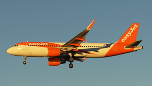 easyJet Europe Sharklets [Package 11] w/Cabin Fenix sim A320 [Y186] V2 thumbnail 12