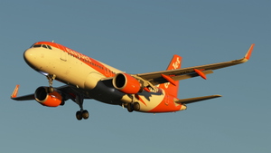 easyJet Europe Sharklets [Package 11] w/Cabin Fenix sim A320 [Y186] V2 thumbnail 13