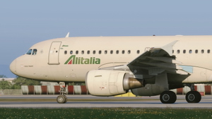 Fenix A319 | ITA Airways [Alitalia 2025] EI-IMF + Cabin | BFU 8K thumbnail 5