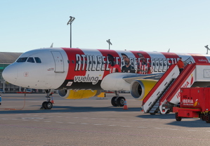 Fenix A320 SL | Vueling Athletic Club EC-LUO | 8k + Cockpit Decals + Cabin thumbnail 6