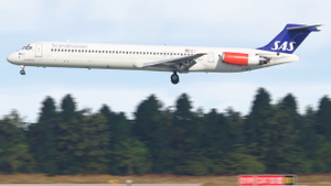 Fly The Maddog X — Scandinavian Airlines SAS LN-RLR (2009)  [8K] thumbnail 2