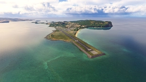FMCZ - MAYOTTE Dzaoudzi–Pamandzi International Airport thumbnail 1
