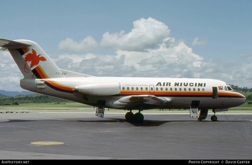 Fokker F28-1000 Air Niugini P2-ANF livery
