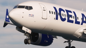 Icelandair (Pack) w/Cabin - iFly 737 MAX 8 thumbnail 7