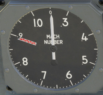 Improved panel and Imperial (Lbs) fuel gauges for the AH Boeing 707