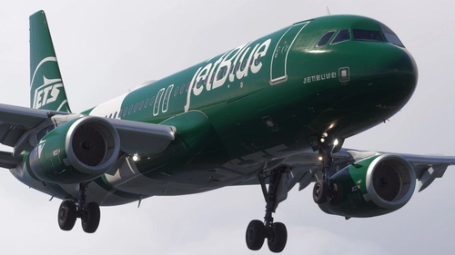 JetBlue 'J! E! T! B! L! U! E!' | N746JB | w/Cabin | Fenix A320 V2