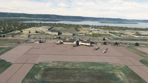 KLSE - La Crosse Regional Airport thumbnail 2