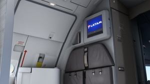 LATAM Airlines Brasil PT-MXD [8K+4K] w/Cabin | Fenix A321 IAE thumbnail 13