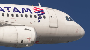 Latam Airlines [PT-TME] [Dirty] [8k+4k] w/cabin | Fenixsim a319 IAE thumbnail 3
