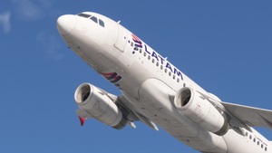 Latam Airlines [PT-TME] [Dirty] [8k+4k] w/cabin | Fenixsim a319 IAE thumbnail 6