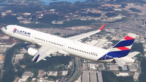 LATAM Brasil PT-XPJ | w/Cabin