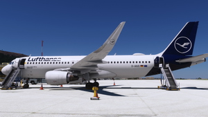 Lufthansa [Pack] w/Cabin - Fenix A320 thumbnail 2