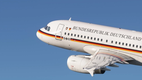 Luftwaffe [15+03]  Fenixsim A319 [8K+4K]