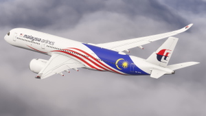 Malaysia Airlines [9M-MAG] w/ Cabin Inibuilds A350 thumbnail 4