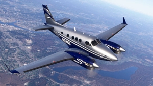 Microsoft Beechcraft King Air C90GTx - N18465 thumbnail 2
