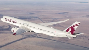 Qatar Airways  A7-AOD A350-1000 thumbnail 3