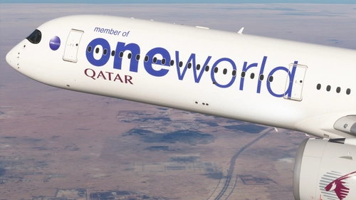 Qatar Airways "oneworld" A7-ANE A350-1000