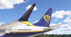 Ryanair -  EI-IJA | Asobo 737-8MAX | 8K  thumbnail 9