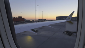 Ryanair Buzz - SP-RZE | Asobo B737 Max 8 | 8K thumbnail 3