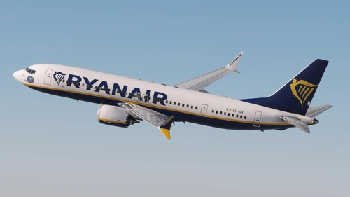 Ryanair (Pack 1) w/ Cabin - iFly 737 MAX8