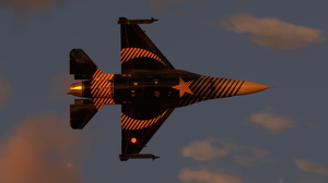 SC Designs F-16C TUAF SOLOTÜRK DEMO TEAM (8K) thumbnail 3