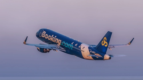 Spring Airlines Special Paint B-6902  V2  SL