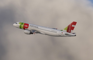TAP Air Portugal CS-TNN|2000 for Fenix Simulation A320CFM-WF (8k) thumbnail 1