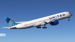 United Airlines EVO BLue (N359UA) iniBuilds A350-900 - 8K thumbnail 3